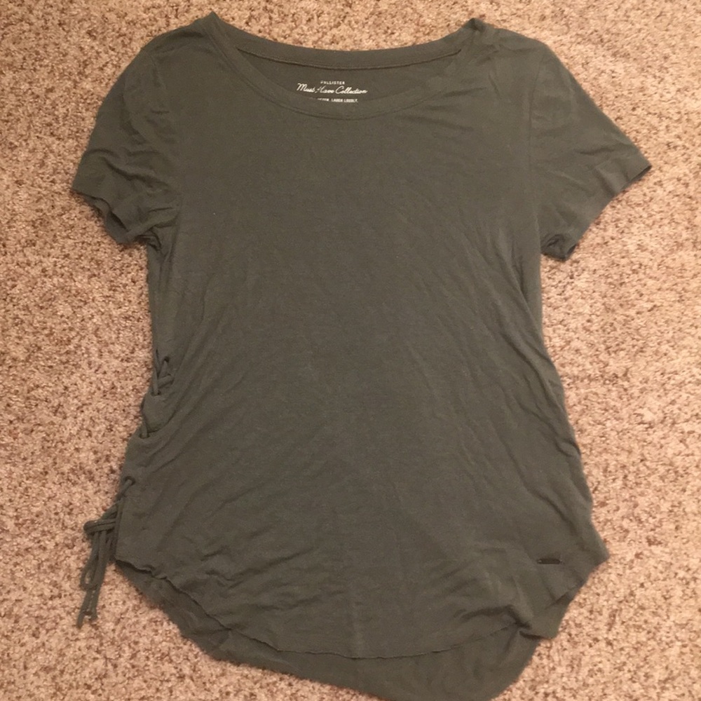 olive green soft and flowy shirt from hollister